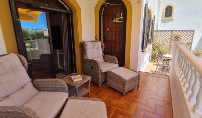 Återförsäljning - Villa -
Villamartín - Villamartin