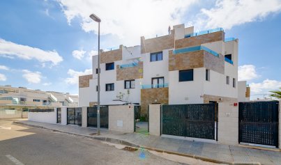 Resale - Villa -
Villamartín - Villamartin