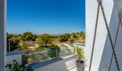Resale - Villa -
Villamartín - Villamartin