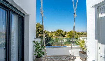 Resale - Villa -
Villamartín - Villamartin