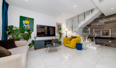 Resale - Villa -
Villamartín - Villamartin