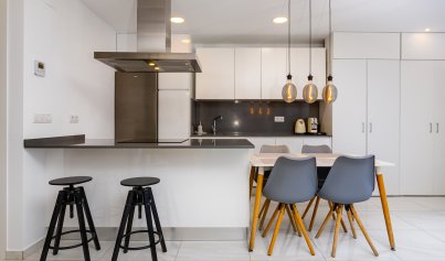 Resale - Villa -
Villamartín - Villamartin