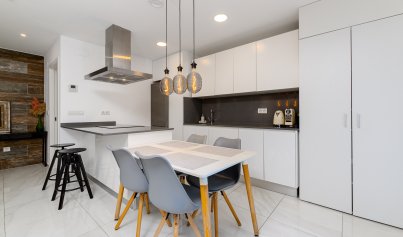 Resale - Villa -
Villamartín - Villamartin