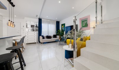 Resale - Villa -
Villamartín - Villamartin