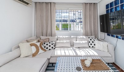 Återförsäljning - Radhus -
Playa Flamenca