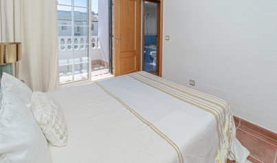 Återförsäljning - Radhus -
Playa Flamenca