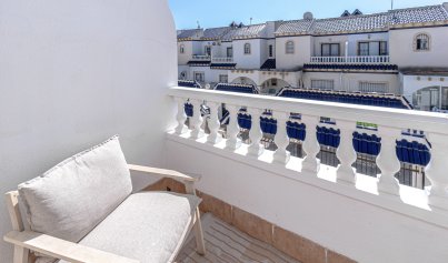 Återförsäljning - Radhus -
Playa Flamenca