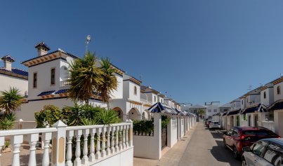 Återförsäljning - Radhus -
Playa Flamenca