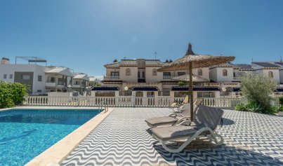 Återförsäljning - Radhus -
Playa Flamenca