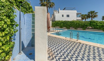 Återförsäljning - Radhus -
Playa Flamenca