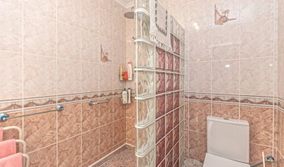 Wiederverkauf - Villa -
Los Balcones - Los Balcones - Los Altos del Edén