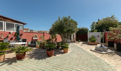 Wiederverkauf - Villa -
Los Balcones - Los Balcones - Los Altos del Edén