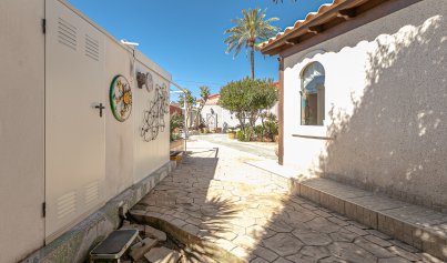 Wiederverkauf - Villa -
Los Balcones - Los Balcones - Los Altos del Edén
