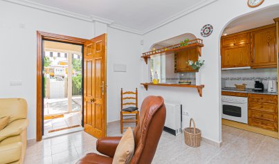 Wiederverkauf - Quad House -
Playa Flamenca - Zenia Mar
