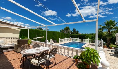 Wiederverkauf - Villa -
Los Balcones - Los Balcones - Los Altos del Edén