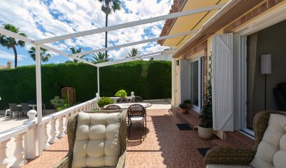 Wiederverkauf - Villa -
Los Balcones - Los Balcones - Los Altos del Edén