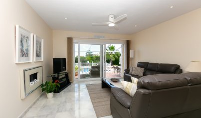 Wiederverkauf - Villa -
Los Balcones - Los Balcones - Los Altos del Edén