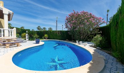 Wiederverkauf - Villa -
Villamartín - Rioja