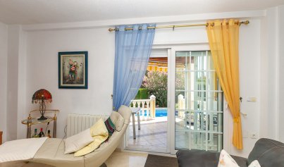 Wiederverkauf - Villa -
Villamartín - Rioja