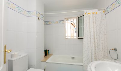Wiederverkauf - Villa -
Villamartín - Rioja