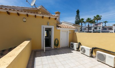 Wiederverkauf - Villa -
Villamartín - Rioja