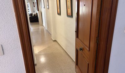 Wiederverkauf - Wohnung -
Guardamar del Segura