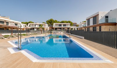 Neue Gebäude - Villa -
Capdepera - Spain