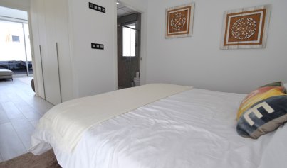 Wiederverkauf - Villa -
Orihuela Costa - Lomas de Cabo Roig