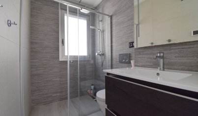 Wiederverkauf - Villa -
Orihuela Costa - Lomas de Cabo Roig