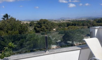 Wiederverkauf - Stadthaus -
Villamartín - Costa Blanca