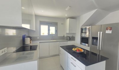 Resale - Villa -
San Miguel de Salinas