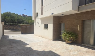 Resale - Villa -
San Miguel de Salinas