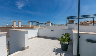 Wiederverkauf - Villa -
Villamartín - Villamartin