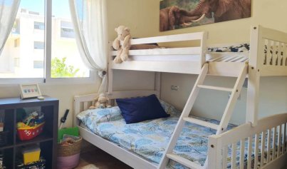 Resale - Villa -
Villamartín - Villamartin