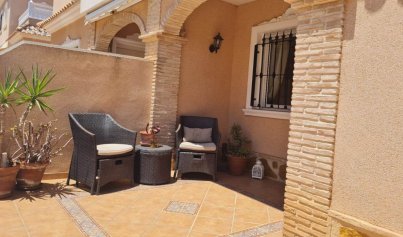 Resale - Villa -
Villamartín - Villamartin