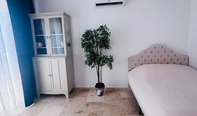 Återförsäljning - Villa -
Orihuela Costa - Villamartin
