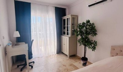 Återförsäljning - Villa -
Orihuela Costa - Villamartin