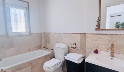 Återförsäljning - Villa -
Orihuela Costa - Villamartin