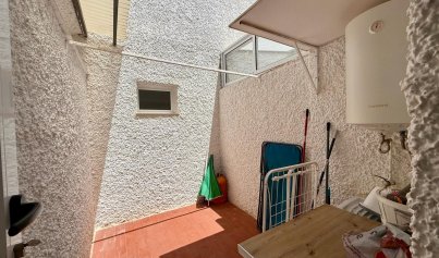 Resale - Villa -
Orihuela Costa - Campoamor