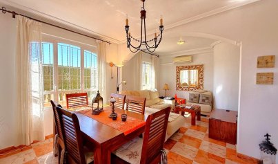 Resale - Townhouse -
Orihuela Costa - Lomas de Cabo Roig