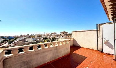 Resale - Townhouse -
Orihuela Costa - Lomas de Cabo Roig