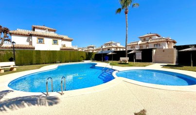 Resale - Townhouse -
Orihuela Costa - Lomas de Cabo Roig