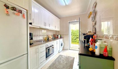 Resale - Villa -
Orihuela Costa - Villamartin