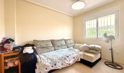 Resale - Villa -
Orihuela Costa - Villamartin