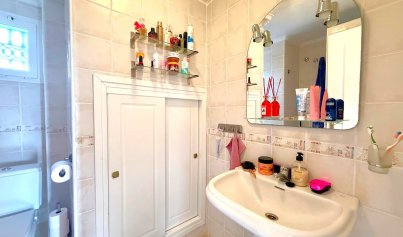 Resale - Villa -
Orihuela Costa - Villamartin