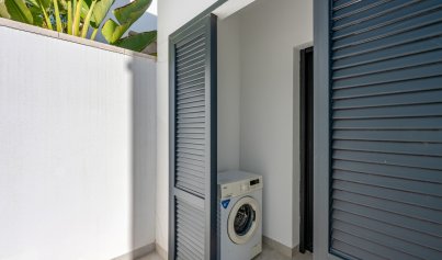 Resale - Villa -
Orihuela Costa - Blue Lagoon