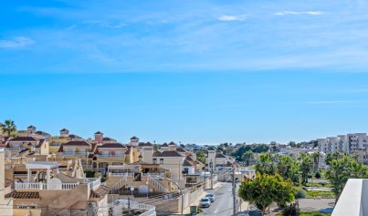 Resale - Villa -
Orihuela Costa - Blue Lagoon