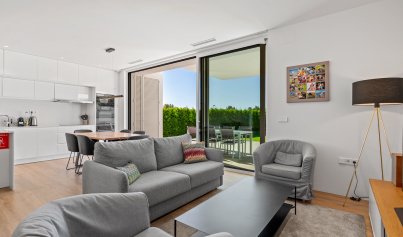 Resale - Apartment -
Las Colinas Golf Resort - Las Colinas Golf