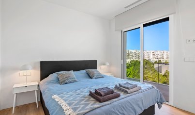 Resale - Apartment -
Las Colinas Golf Resort - Las Colinas Golf