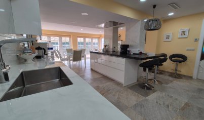 Resale - Villa -
Orihuela Costa - Costa Blanca Sur